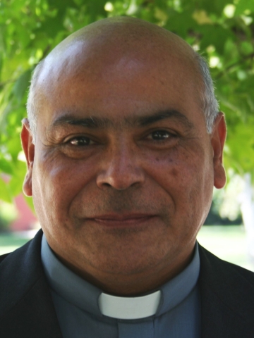 Fr Mario Romero, Chile